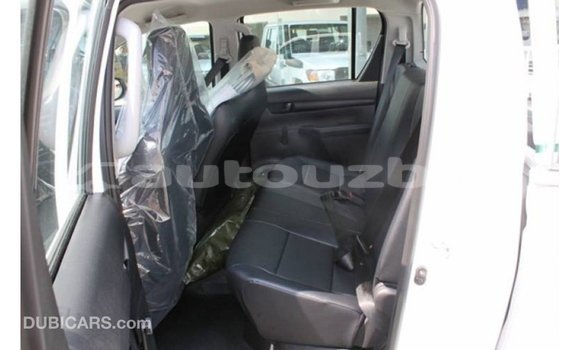 Buy Import Toyota Hilux White Car in Import - Dubai in Andijon Buy Import Toyota Hilux White Car in Import - Dubai in Andijon