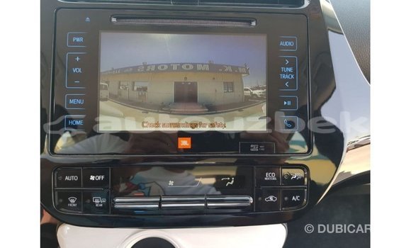 Buy Import Toyota Prius White Car in Import - Dubai in Andijon Buy Import Toyota Prius White Car in Import - Dubai in Andijon