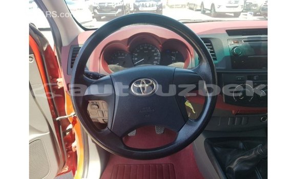Buy Import Toyota Hilux Red Car in Import - Dubai in Andijon Buy Import Toyota Hilux Red Car in Import - Dubai in Andijon