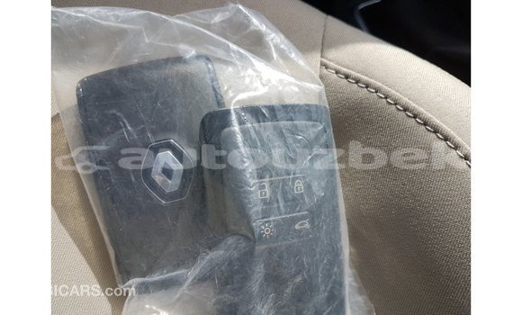 Buy Import Renault 19 Green Car in Import - Dubai in Andijon Buy Import Renault 19 Green Car in Import - Dubai in Andijon