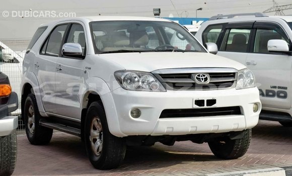 Buy Import Toyota Fortuner White Car in Import - Dubai in Andijon Buy Import Toyota Fortuner White Car in Import - Dubai in Andijon