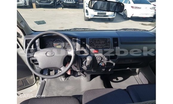 Buy Import Toyota Hiace White Car in Import - Dubai in Andijon Buy Import Toyota Hiace White Car in Import - Dubai in Andijon