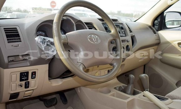 Buy Import Toyota Fortuner White Car in Import - Dubai in Andijon Buy Import Toyota Fortuner White Car in Import - Dubai in Andijon