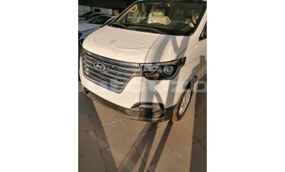 Buy Import Hyundai Accent White Car in Import - Dubai in Andijon Buy Import Hyundai Accent White Car in Import - Dubai in Andijon