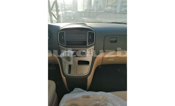 Buy Import Hyundai Accent White Car in Import - Dubai in Andijon Buy Import Hyundai Accent White Car in Import - Dubai in Andijon
