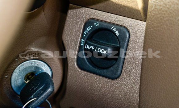 Buy Import Toyota Land Cruiser Beige Car in Import - Dubai in Andijon Buy Import Toyota Land Cruiser Beige Car in Import - Dubai in Andijon