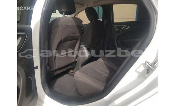 Buy Import Chrysler 200 White Car in Import - Dubai in Andijon Buy Import Chrysler 200 White Car in Import - Dubai in Andijon
