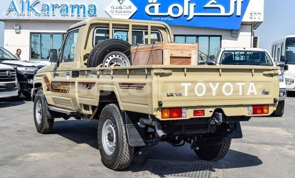 Buy Import Toyota Land Cruiser Beige Car in Import - Dubai in Andijon Buy Import Toyota Land Cruiser Beige Car in Import - Dubai in Andijon