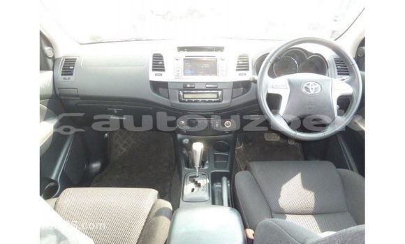 Buy Import Toyota Hilux White Car in Import - Dubai in Andijon Buy Import Toyota Hilux White Car in Import - Dubai in Andijon