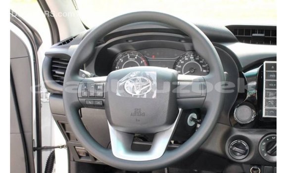 Buy Import Toyota Hilux White Car in Import - Dubai in Andijon Buy Import Toyota Hilux White Car in Import - Dubai in Andijon