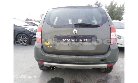 Buy Import Renault Duster Green Car in Import - Dubai in Andijon