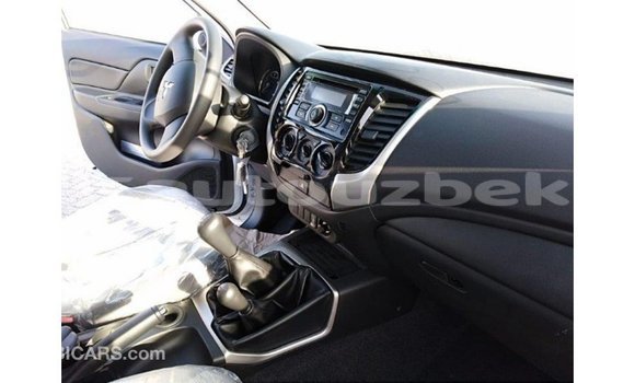 Buy Import Mitsubishi L200 White Car in Import - Dubai in Andijon Buy Import Mitsubishi L200 White Car in Import - Dubai in Andijon