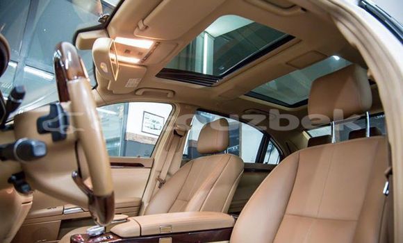 Buy Used Mercedes-Benz S-klasse White Car in Tashkent in Toskent Buy Used Mercedes-Benz S-klasse White Car in Tashkent in Toskent