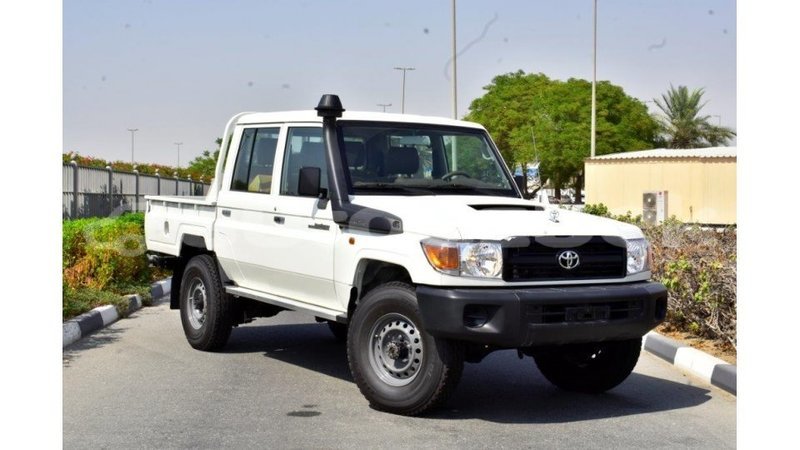 Big with watermark toyota land cruiser andijon import dubai 3190