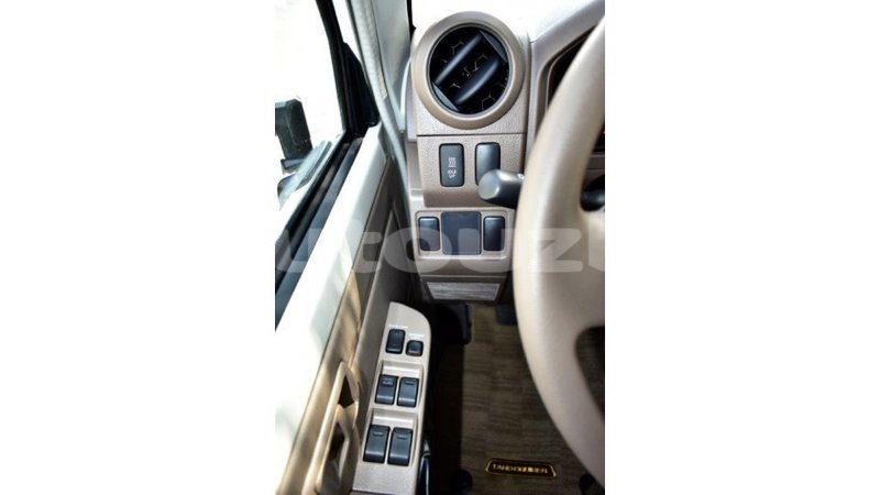 Big with watermark toyota land cruiser andijon import dubai 3190