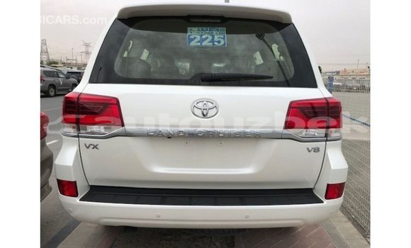 Buy Import Toyota Land Cruiser White Car in Import - Dubai in Andijon Buy Import Toyota Land Cruiser White Car in Import - Dubai in Andijon