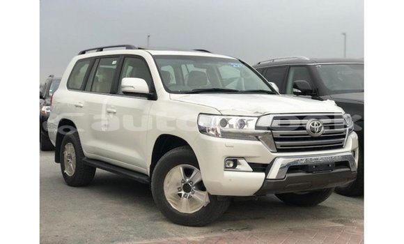 Buy Import Toyota Land Cruiser White Car in Import - Dubai in Andijon Buy Import Toyota Land Cruiser White Car in Import - Dubai in Andijon