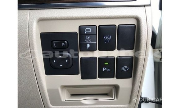Buy Import Toyota Land Cruiser White Car in Import - Dubai in Andijon Buy Import Toyota Land Cruiser White Car in Import - Dubai in Andijon
