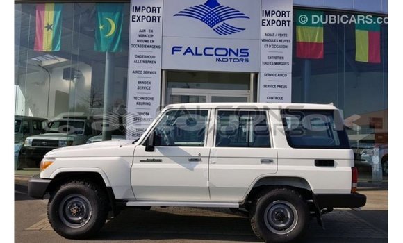 Buy Import Toyota Land Cruiser White Car in Import - Dubai in Andijon Buy Import Toyota Land Cruiser White Car in Import - Dubai in Andijon