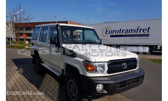 Buy Import Toyota Land Cruiser White Car in Import - Dubai in Andijon Buy Import Toyota Land Cruiser White Car in Import - Dubai in Andijon