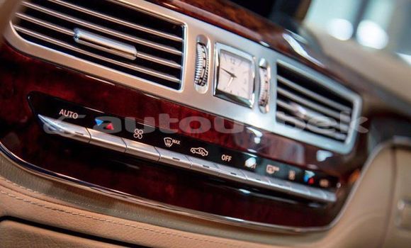 Buy Used Mercedes-Benz S-klasse White Car in Tashkent in Toskent Buy Used Mercedes-Benz S-klasse White Car in Tashkent in Toskent