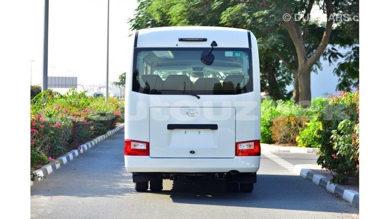 Big with watermark toyota coaster andijon import dubai 3200