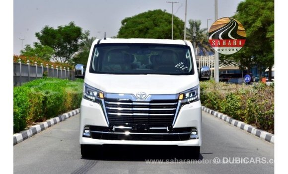 Buy Import Toyota Granvia White Car in Import - Dubai in Andijon Buy Import Toyota Granvia White Car in Import - Dubai in Andijon