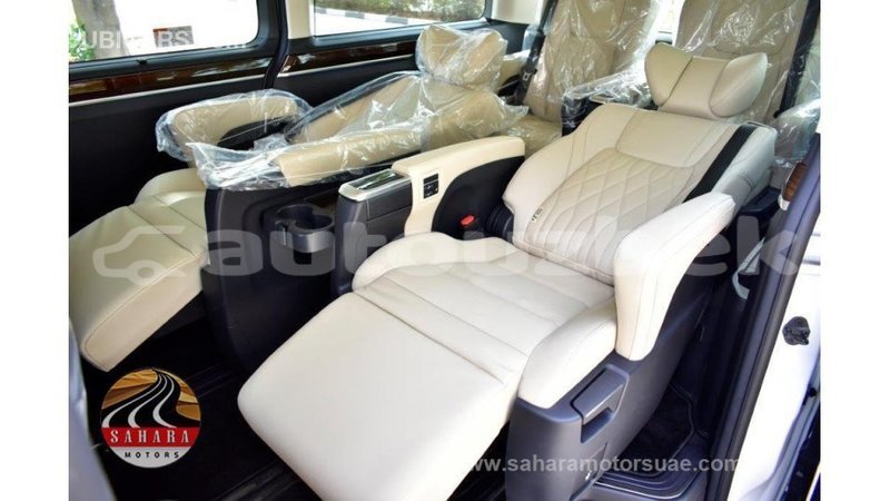 Big with watermark toyota granvia andijon import dubai 3201