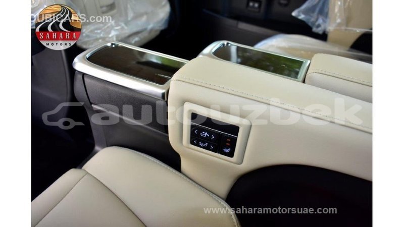 Big with watermark toyota granvia andijon import dubai 3201