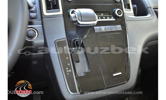 Buy Import Toyota Granvia White Car in Import - Dubai in Andijon Buy Import Toyota Granvia White Car in Import - Dubai in Andijon