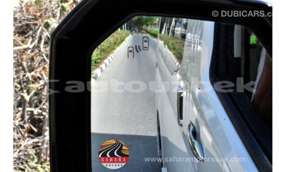 Buy Import Toyota Granvia White Car in Import - Dubai in Andijon Buy Import Toyota Granvia White Car in Import - Dubai in Andijon