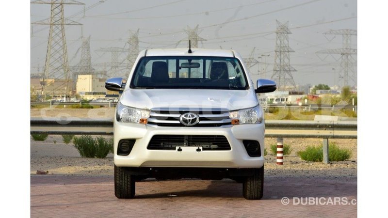 Big with watermark toyota hilux andijon import dubai 3204