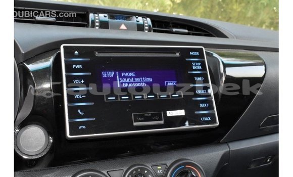 Buy Import Toyota Hilux White Car in Import - Dubai in Andijon Buy Import Toyota Hilux White Car in Import - Dubai in Andijon