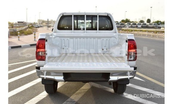 Buy Import Toyota Hilux White Car in Import - Dubai in Andijon Buy Import Toyota Hilux White Car in Import - Dubai in Andijon