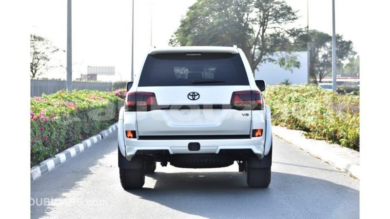 Big with watermark toyota land cruiser andijon import dubai 3210