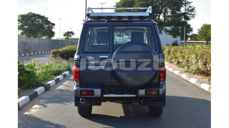 Big with watermark toyota land cruiser andijon import dubai 3216