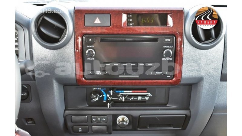 Big with watermark toyota land cruiser andijon import dubai 3217