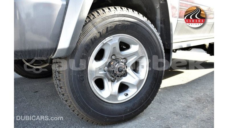 Big with watermark toyota land cruiser andijon import dubai 3217