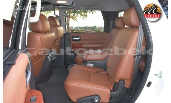 Buy Import Toyota Sequoia White Car in Import - Dubai in Andijon Buy Import Toyota Sequoia White Car in Import - Dubai in Andijon