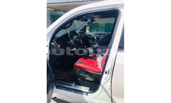 Buy Import Lexus LX White Car in Import - Dubai in Andijon Buy Import Lexus LX White Car in Import - Dubai in Andijon