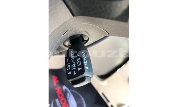 Buy Import Toyota Prado White Car in Import - Dubai in Andijon Buy Import Toyota Prado White Car in Import - Dubai in Andijon