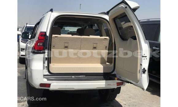 Buy Import Toyota Prado White Car in Import - Dubai in Andijon Buy Import Toyota Prado White Car in Import - Dubai in Andijon
