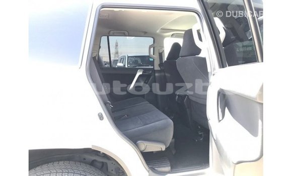 Buy Import Toyota Prado White Car in Import - Dubai in Andijon Buy Import Toyota Prado White Car in Import - Dubai in Andijon