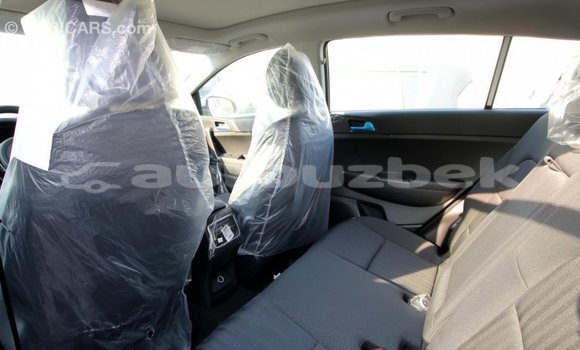 Buy Import Kia Sportage White Car in Import - Dubai in Andijon Buy Import Kia Sportage White Car in Import - Dubai in Andijon