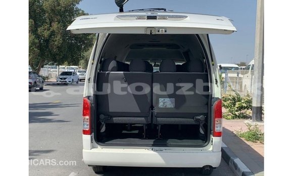 Buy Import Toyota Hiace White Car in Import - Dubai in Andijon Buy Import Toyota Hiace White Car in Import - Dubai in Andijon