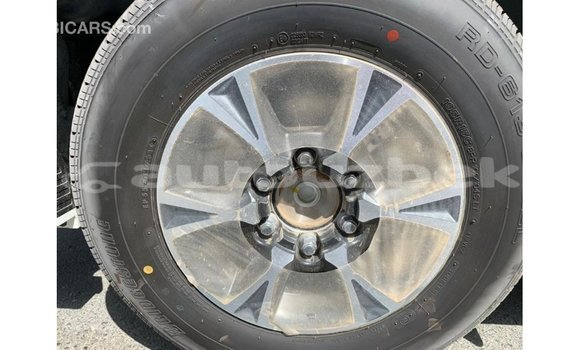 Buy Import Toyota Hiace White Car in Import - Dubai in Andijon Buy Import Toyota Hiace White Car in Import - Dubai in Andijon