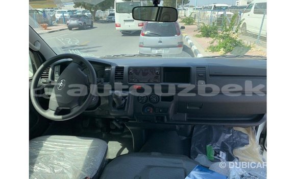 Buy Import Toyota Hiace White Car in Import - Dubai in Andijon Buy Import Toyota Hiace White Car in Import - Dubai in Andijon
