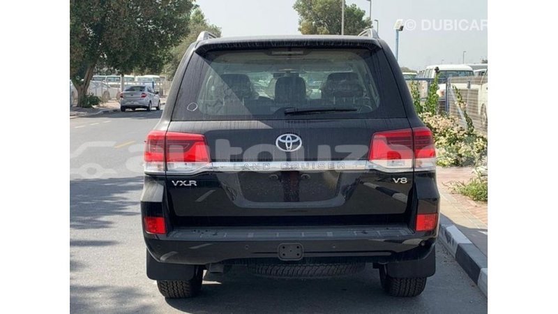 Big with watermark toyota land cruiser andijon import dubai 3236