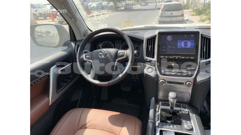 Big with watermark toyota land cruiser andijon import dubai 3236