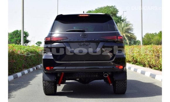 Buy Import Toyota Fortuner Black Car in Import - Dubai in Andijon Buy Import Toyota Fortuner Black Car in Import - Dubai in Andijon